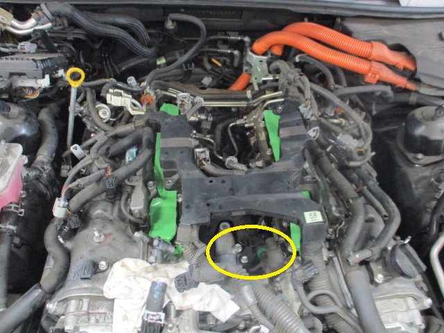 レクサス LEXUS LS600hL UVF46 ガソリン臭い 高圧燃料パイプ交換 冷却水漏れ ヒートエクスチェンジャー交換 作業事例 |  輸入車修理専門店 S-TECH carservice (エステックカーサービス) ベンツ・BMW・ジャガー・ポルシェなどの外車修理・鈑金塗装