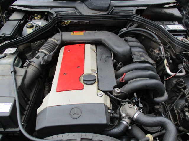 メルセデスベンツ W124 ワゴン エンジン不調修理 作業事例 輸入車修理専門店 S Tech Carservice エステックカーサービス ベンツ Bmw ジャガー ポルシェなどの外車修理 鈑金塗装