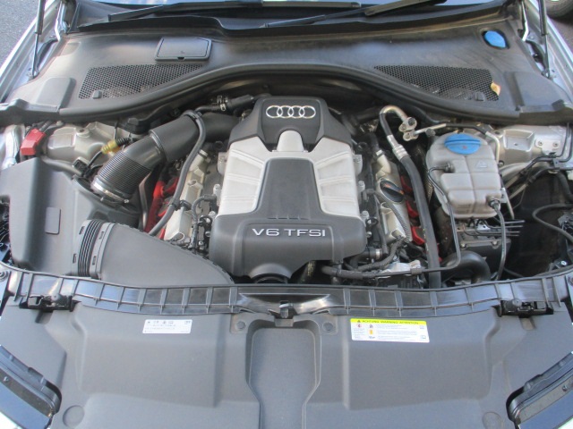アウディ A6 4G エンジン警告灯・EPC警告灯点灯修理 イグニッションコイル・スパークプラグ全数交換 作業事例 | 輸入車修理専門店 S-TECH  carservice (エステックカーサービス) ベンツ・BMW・ジャガー・ポルシェなどの外車修理・鈑金塗装