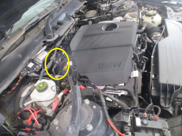 BMW F20 116i DBA-1A16 冷却水漏れ修理 流出防止ストッパー交換 作業事例 | 輸入車修理専門店 S-TECH carservice  (エステックカーサービス) ベンツ・BMW・ジャガー・ポルシェなどの外車修理・鈑金塗装