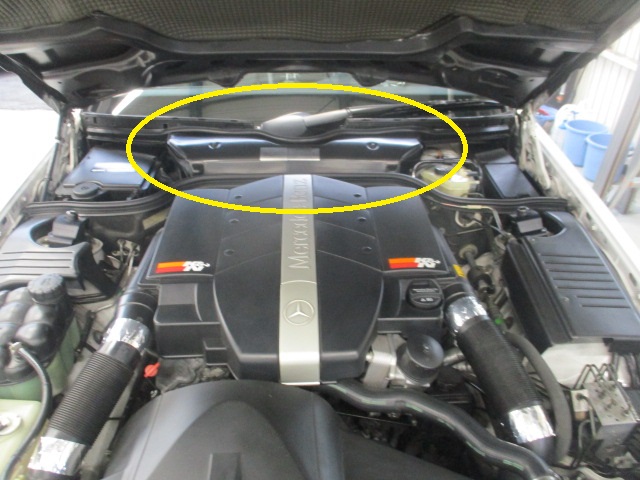 メルセデスベンツ R129 SL320 GF-129064 エアコンの風が出ない修理 ブロワレギュレーター交換 作業事例 | 輸入車修理専門店  S-TECH carservice (エステックカーサービス) ベンツ・BMW・ジャガー・ポルシェなどの外車修理・鈑金塗装