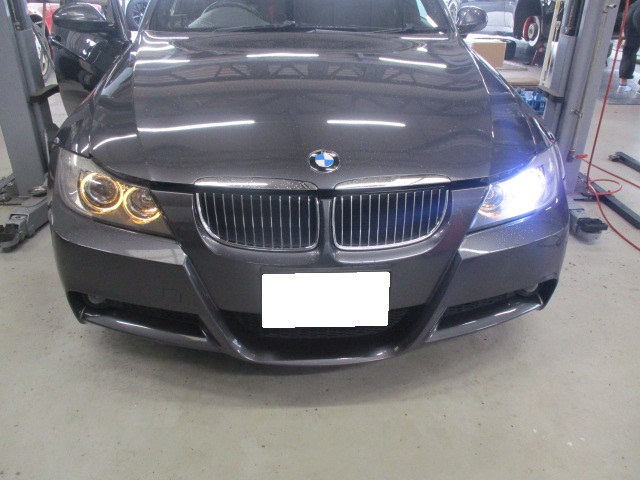 BMW ３シリーズ E90 325I ヘッドライト修理 作業事例 | 輸入車修理専門