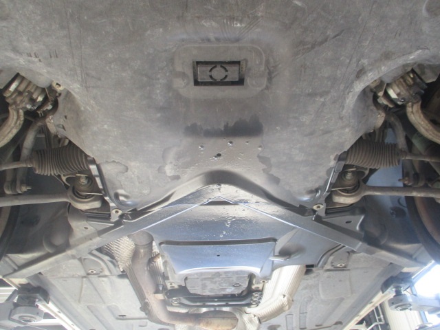 メルセデスベンツ W209 CLK200 DBA-209342 パワーステアリングオイル漏れ修理 ステアリングギヤボックス交換 作業事例 |  輸入車修理専門店 S-TECH carservice (エステックカーサービス) ベンツ・BMW・ジャガー・ポルシェなどの外車修理・鈑金塗装