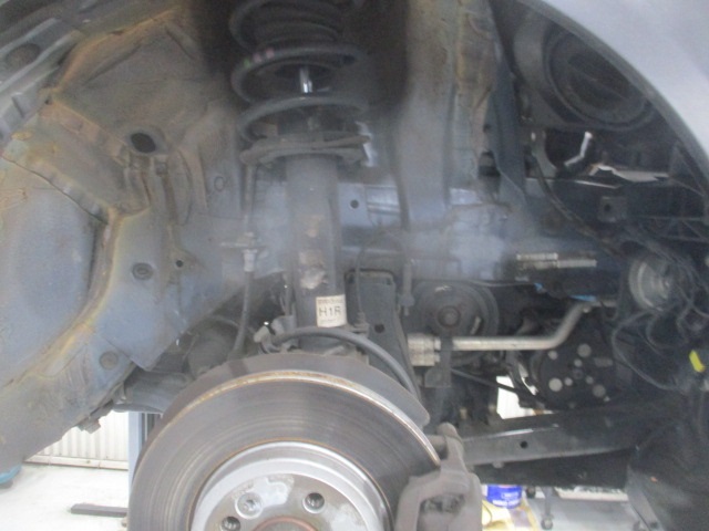 BMW ミニ R クーパー クーラント漏れ修理 ウォーターポンプ交換 作業