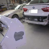 BMW、X6、F16、リアバンパー、キズ、凹み、修理、塗装