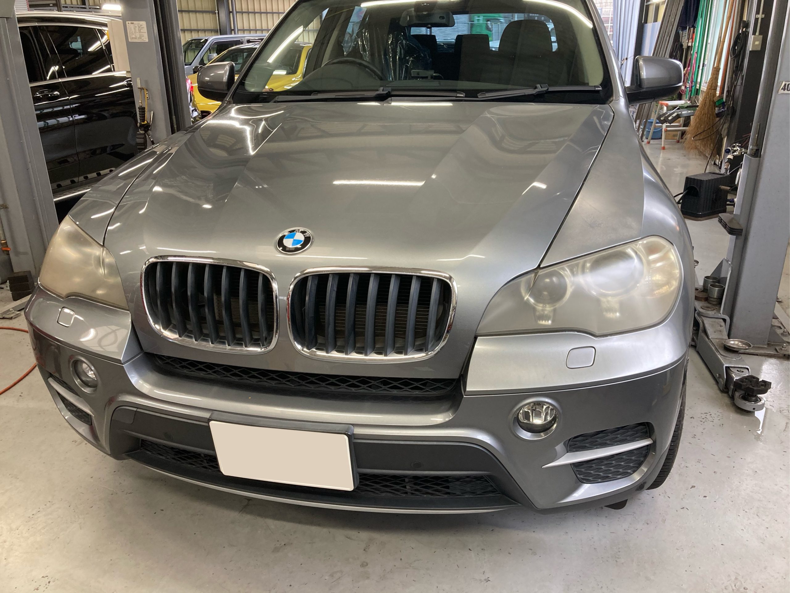 BMW E70 X5 ABA-ZV30S エンジン始動不良修理 作業事例 | 輸入車修理専門店 S-TECH carservice  (エステックカーサービス) ベンツ・BMW・ジャガー・ポルシェなどの外車修理・鈑金塗装