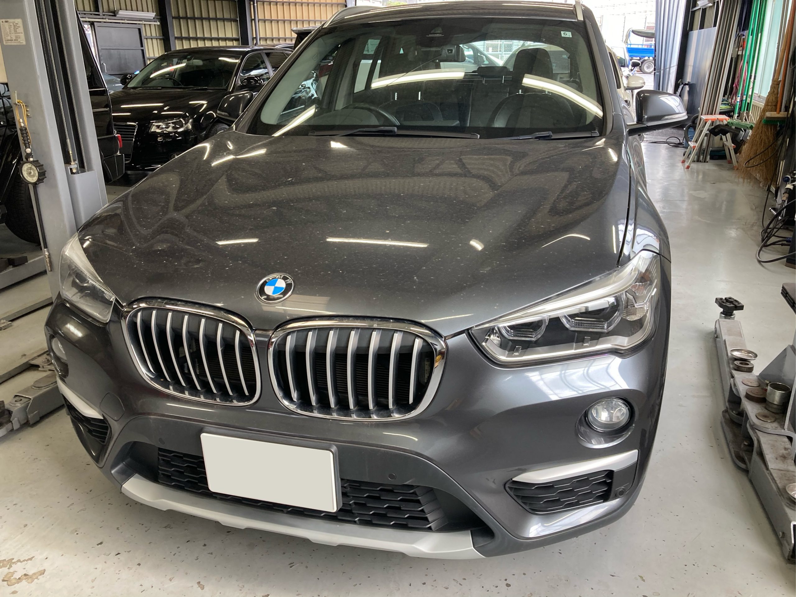 BMW X1 DBA-HS15 エンジンマウント交換 作業事例 | 輸入車修理専門店 S