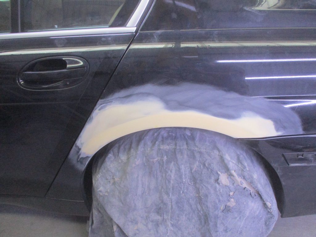 BMW、E65、7シリーズ、リアドア、クォーターパネル、キズ、凹み、修理、塗装、