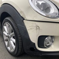 ミニ、F54、クラブマン、フロントバンパー、フード、フードヒンジ、ヘッドライト、キズ、凹み、割れ、修理、交換、塗装、