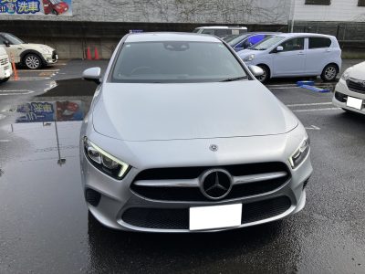 メルセデスベンツ、W177、Aクラス、リアドア、クォーターパネル、ロッカーカバー、リアバンパー、キズ、凹み、変形、修理、交換、塗装、