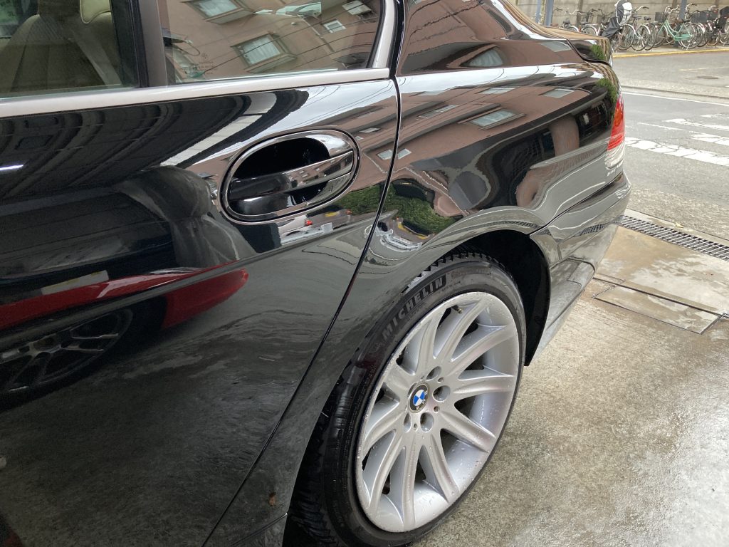 BMW、E65、7シリーズ、リアドア、クォーターパネル、キズ、凹み、修理、塗装、