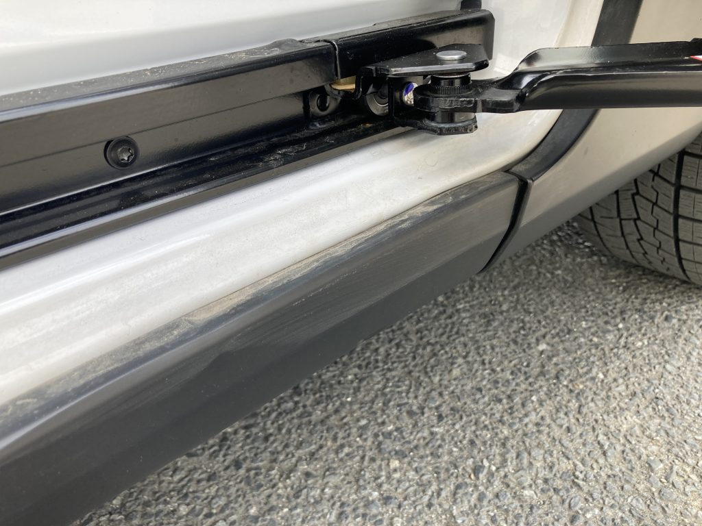 プジョー、リフター、リアドア、クォーターパネル、ロッカーパネル、キズ、凹み、修理、塗装、