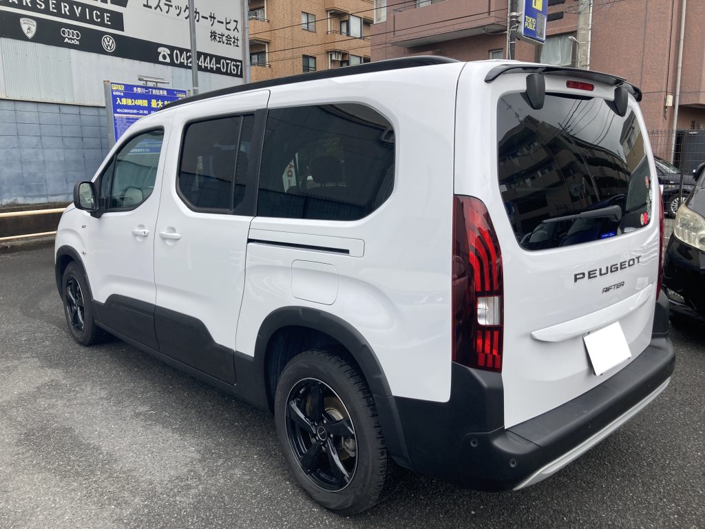 プジョー、リフター、リアドア、クォーターパネル、ロッカーパネル、キズ、凹み、修理、塗装、