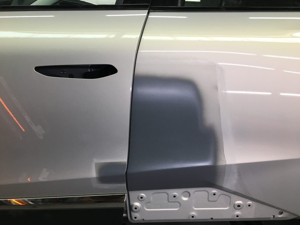 シトロエン、DS4、フロントドア、リアドア、キズ、凹み、修理、塗装、