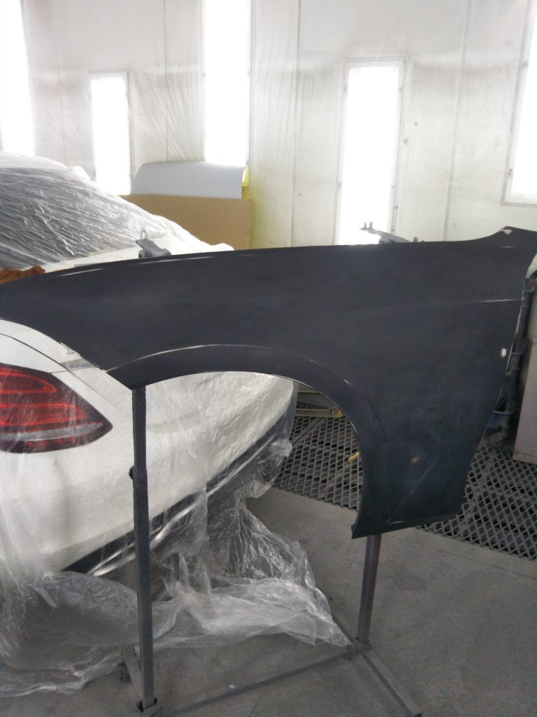 BMW、3シリーズ、G20、フロントバンパー、フロントフェンダー、Mスポーツエアロ、キズ、変形、交換、塗装、取付、