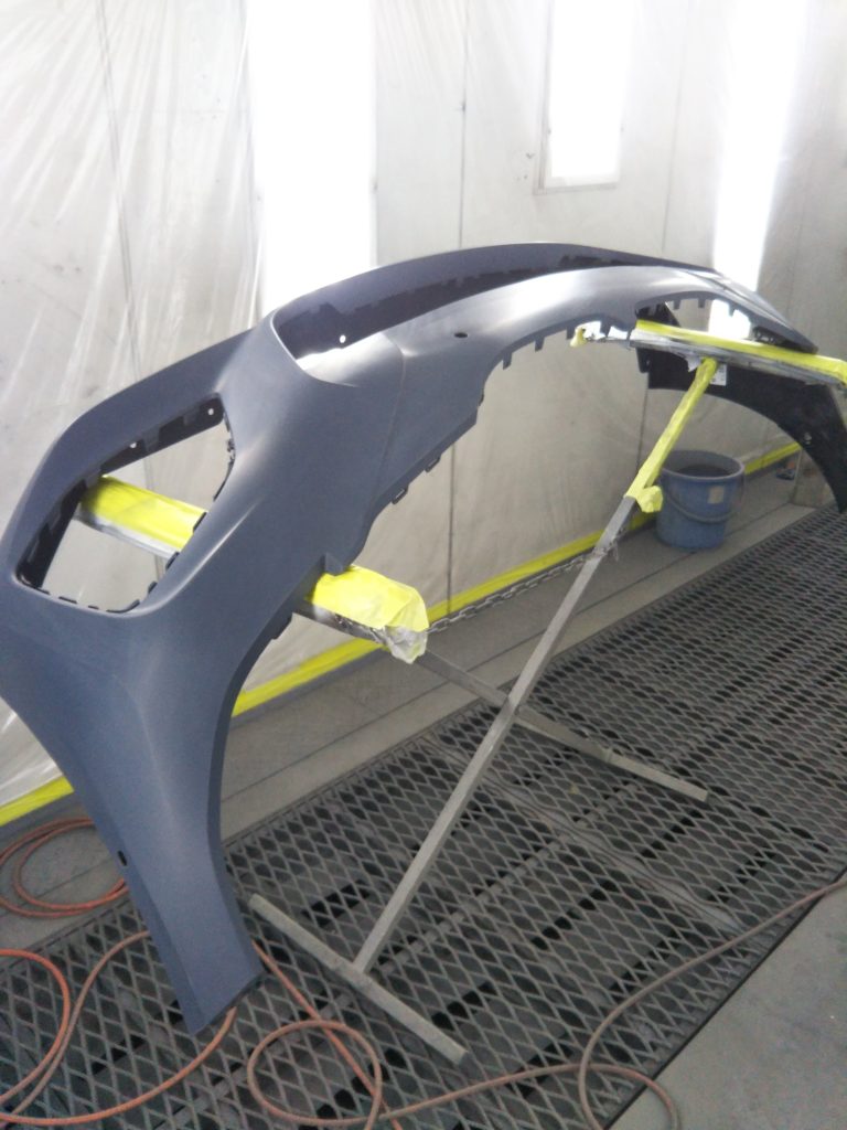 BMW、3シリーズ、G20、フロントバンパー、フロントフェンダー、Mスポーツエアロ、キズ、変形、交換、塗装、取付、