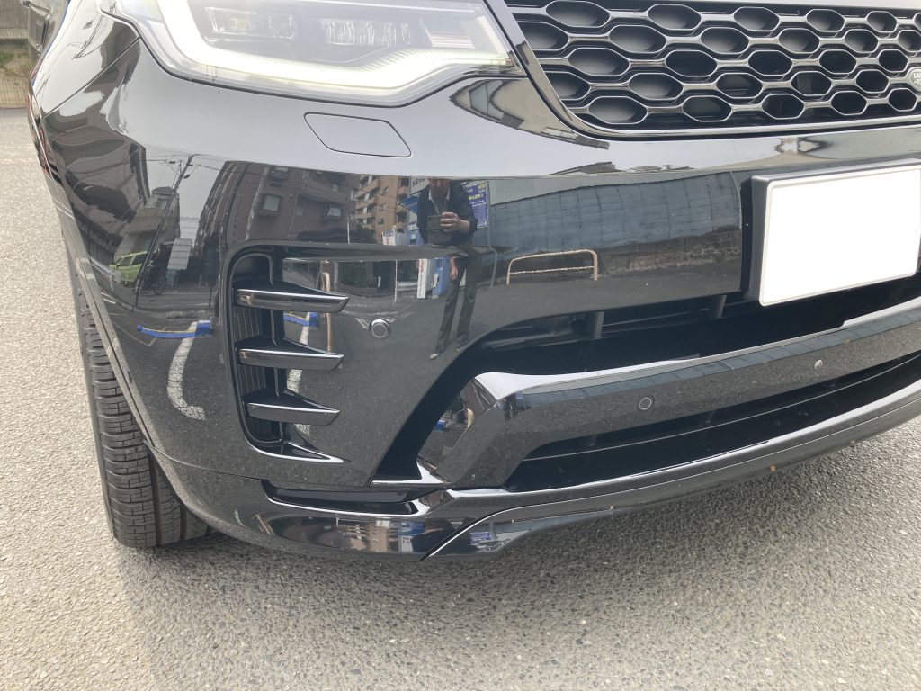 ランドローバー、ディスカバリー5、フロントバンパー、キズ、修理、塗装、