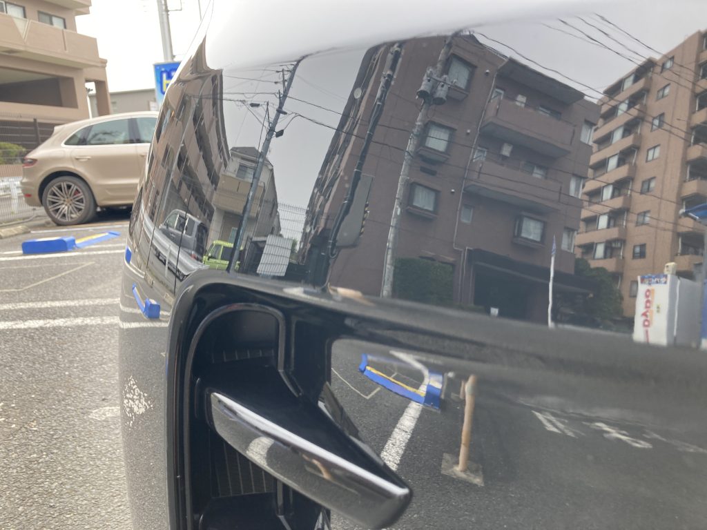 ランドローバー、ディスカバリー5、フロントバンパー、キズ、修理、塗装、