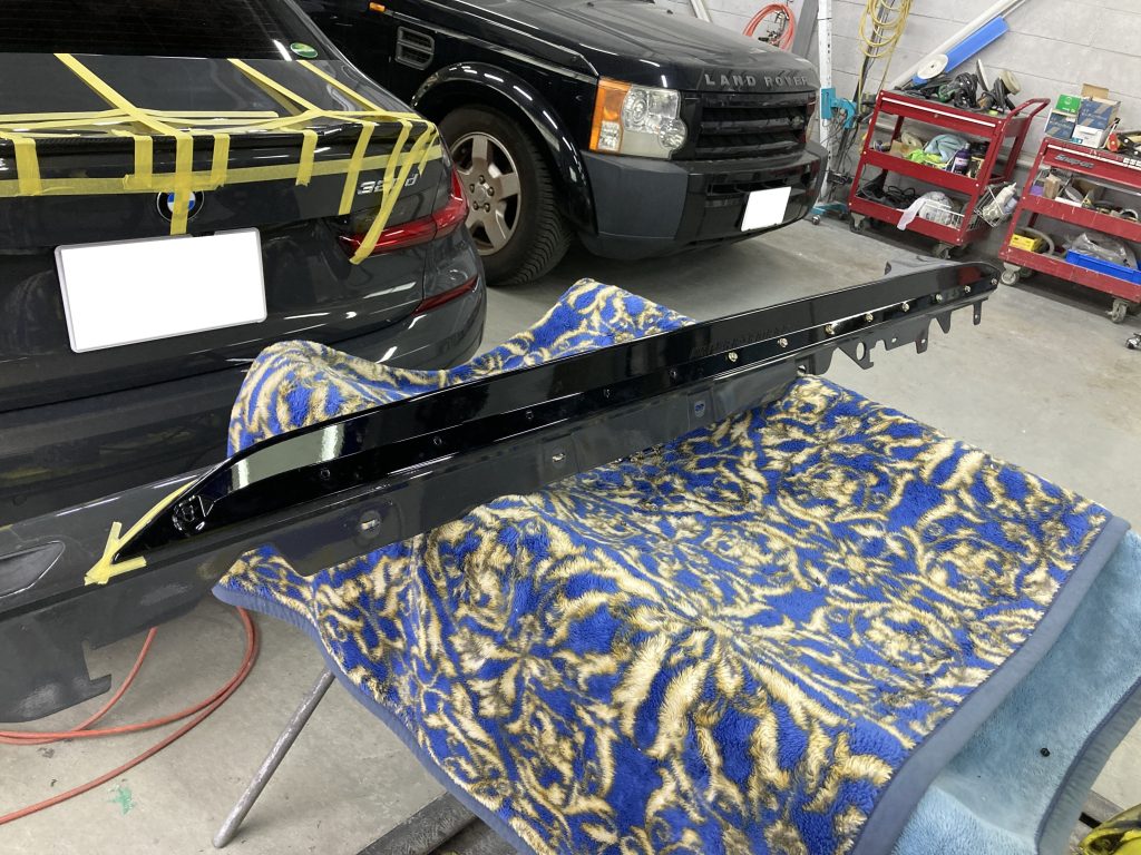 BMW、3シリーズ、G20、フロントバンパー、フロントフェンダー、Mスポーツエアロ、キズ、変形、交換、塗装、取付、