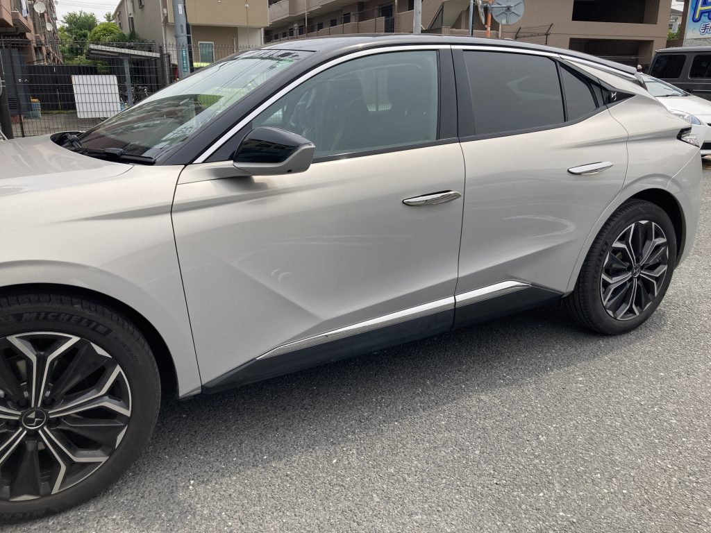 シトロエン、DS4、フロントドア、リアドア、キズ、凹み、修理、塗装、