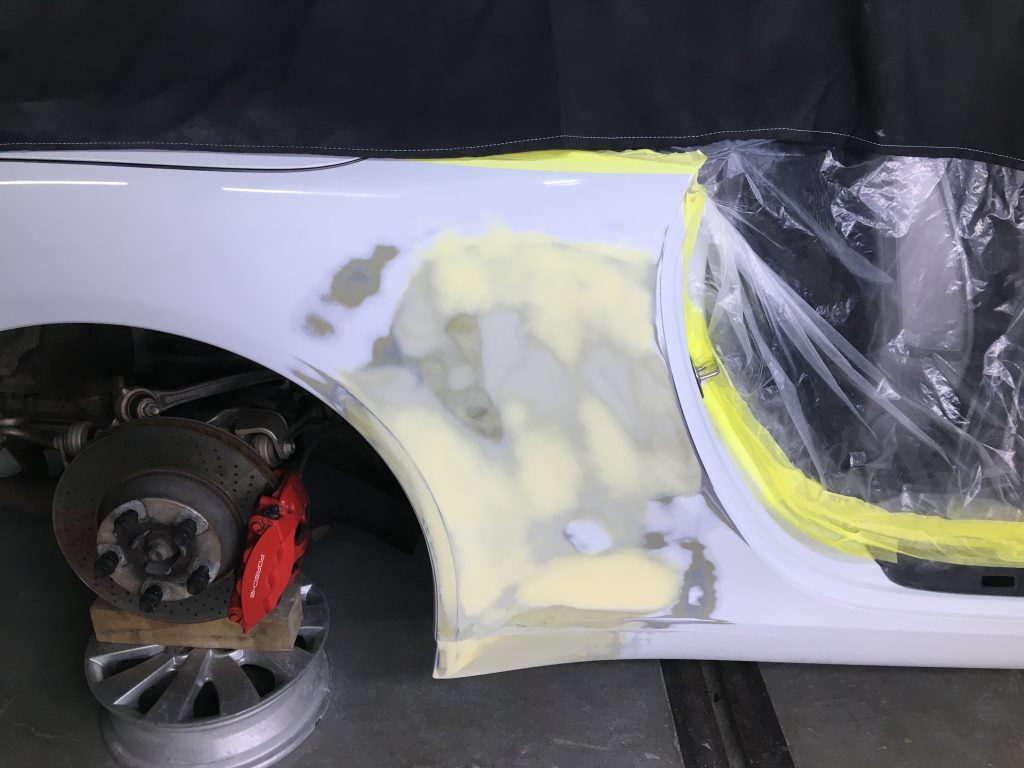 ポルシェ、911、フロントドア、クォーターパネル、ロッカーパネル、キズ、凹み、修理、交換、塗装、耐チップ塗装、