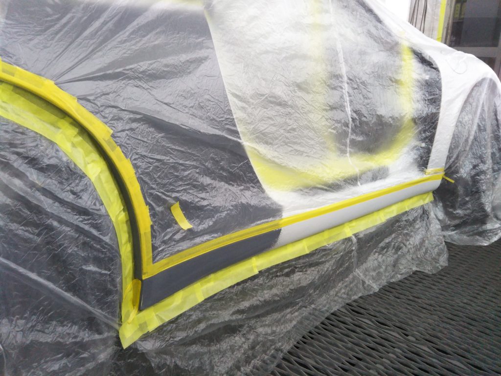 ポルシェ、911、フロントドア、クォーターパネル、ロッカーパネル、キズ、凹み、修理、交換、塗装、耐チップ塗装、