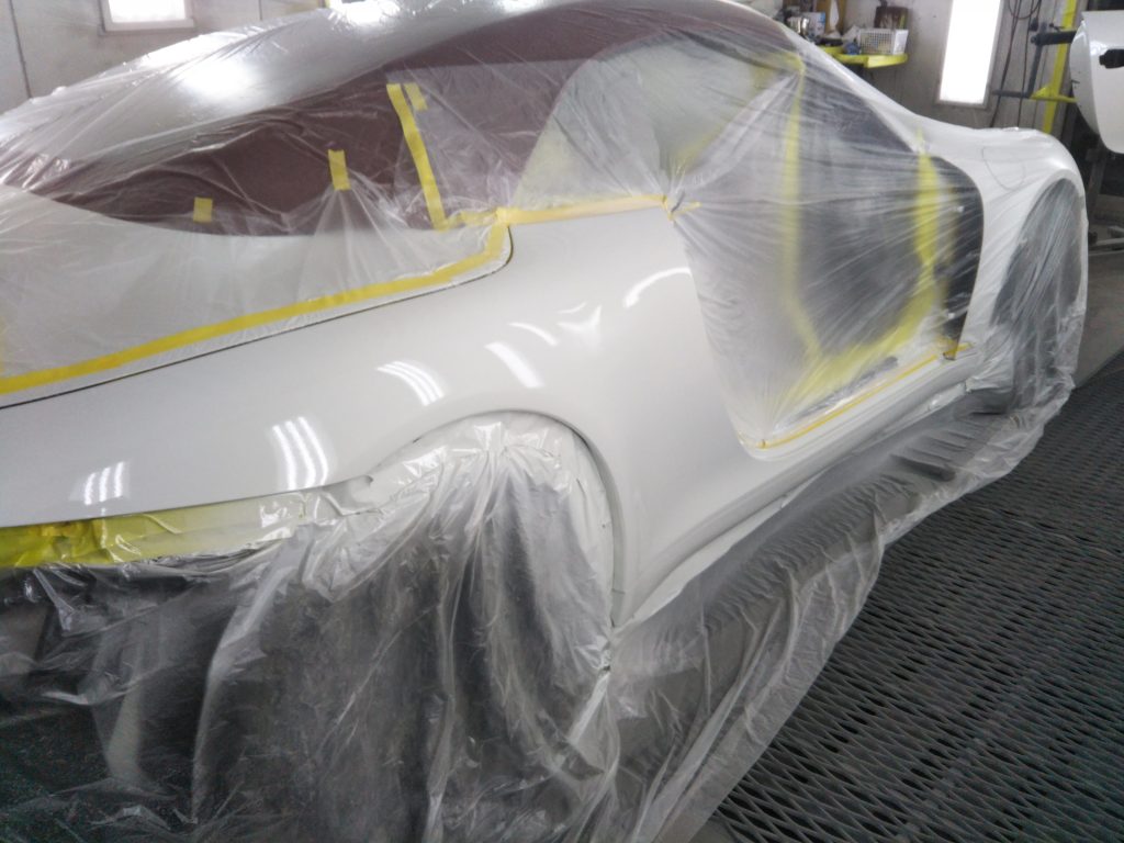 ポルシェ、911、フロントドア、クォーターパネル、ロッカーパネル、キズ、凹み、修理、交換、塗装、耐チップ塗装、