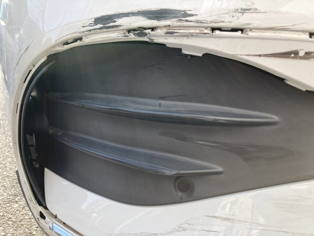 メルセデスベンツ、W243、EQA、フロントバンパー、ヘッドライト、レーダーセンサー、交換、脱着、点検、調整、塗装、