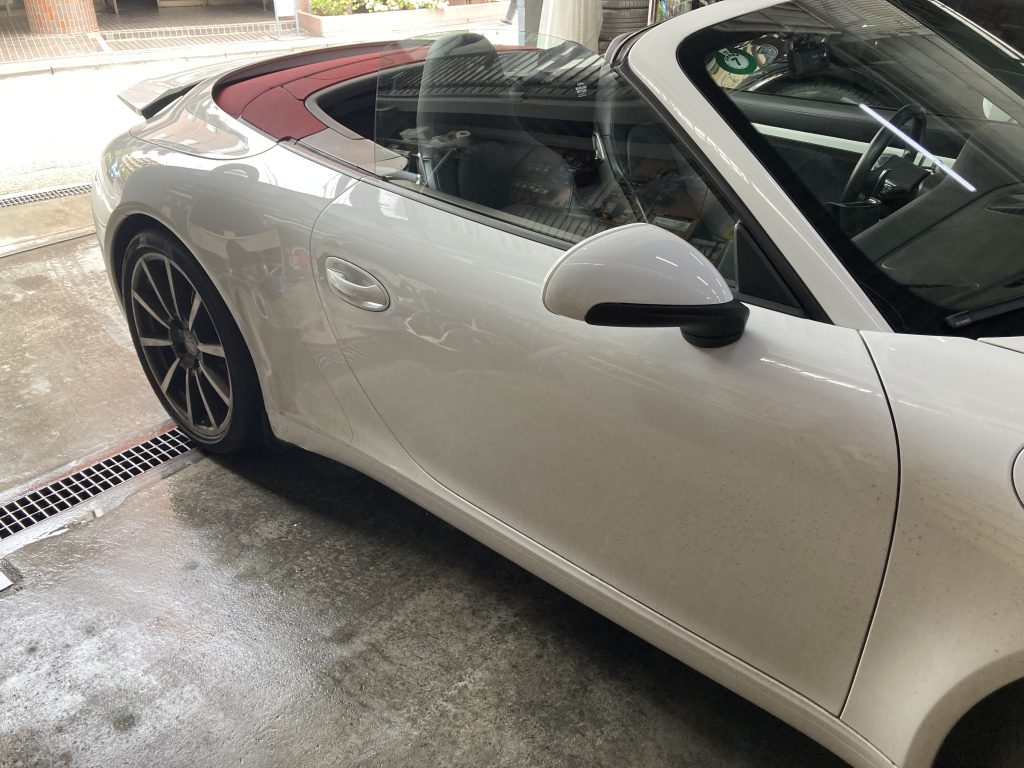 ポルシェ、911、フロントドア、クォーターパネル、ロッカーパネル、キズ、凹み、修理、交換、塗装、耐チップ塗装、