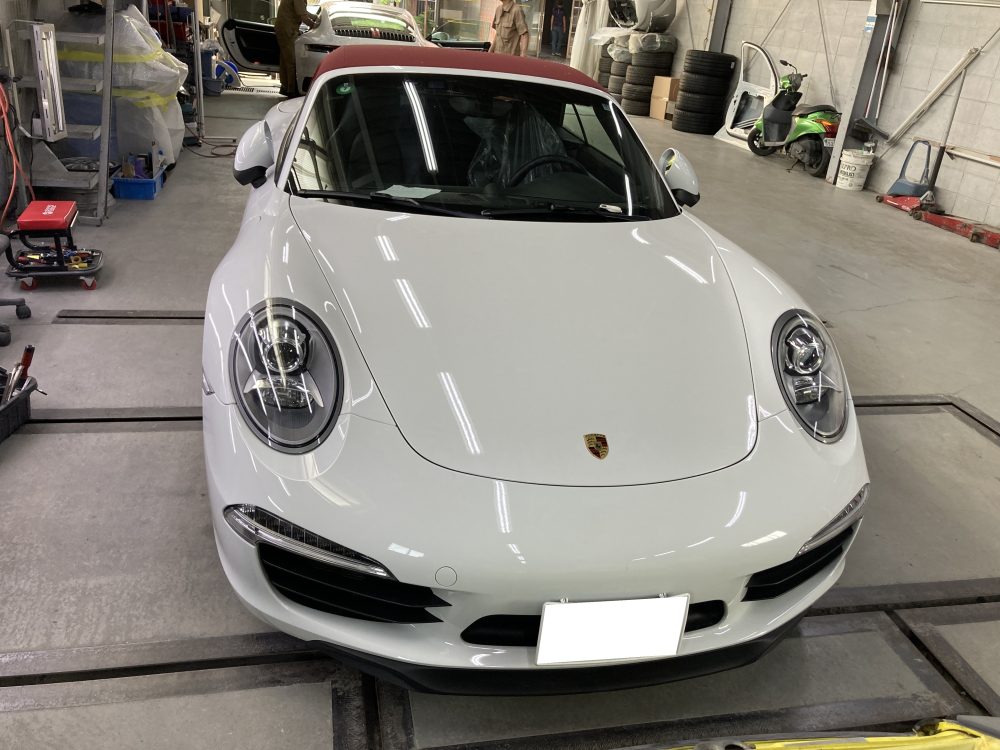 ポルシェ、911、フロントドア、クォーターパネル、ロッカーパネル、キズ、凹み、修理、交換、塗装、耐チップ塗装、