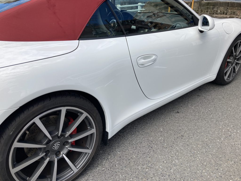 ポルシェ、911、フロントドア、クォーターパネル、ロッカーパネル、キズ、凹み、修理、交換、塗装、耐チップ塗装、