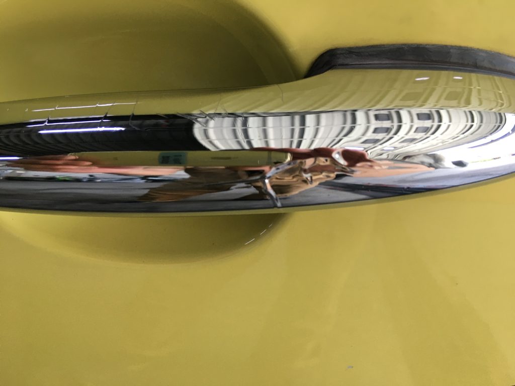 ミニ、リアドア、ドアハンドル、ルーフサイド、ミラーカバー、アルミホイール、キズ、凹み、修理、交換、塗装、