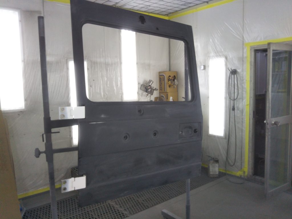 メルセデスベンツ、ゲレンデ、W463、リアゲート、背面タイヤカバー、キズ、変形、交換、塗装、