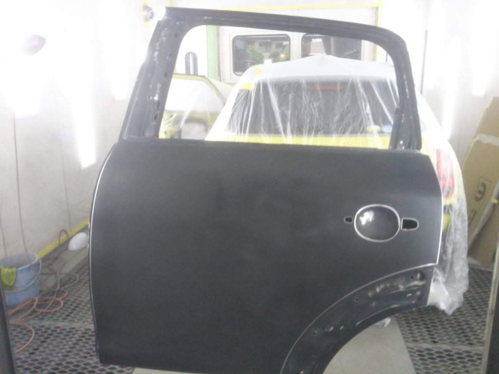 ミニ、リアドア、ドアハンドル、ルーフサイド、ミラーカバー、アルミホイール、キズ、凹み、修理、交換、塗装、