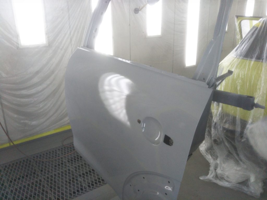 ミニ、リアドア、ドアハンドル、ルーフサイド、ミラーカバー、アルミホイール、キズ、凹み、修理、交換、塗装、