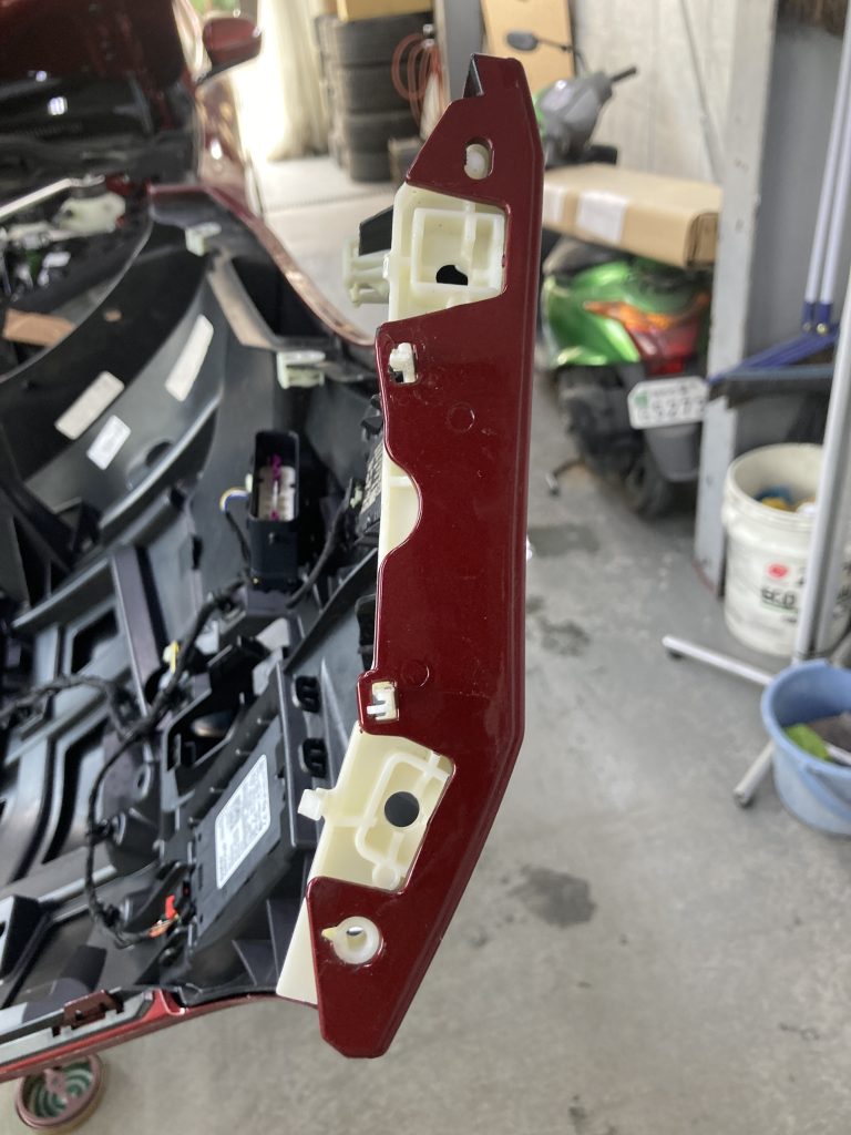 BMW、X3、G45、フロントバンパー、エアダクト、キズ、変形、修理、交換、塗装、