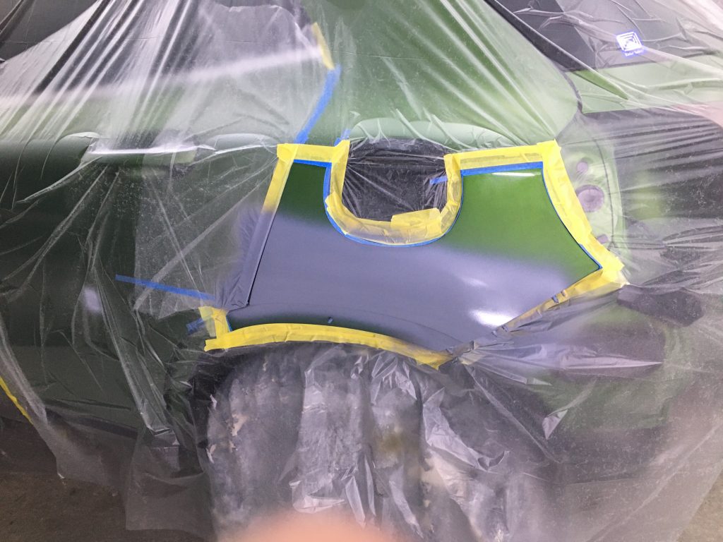 メルセデスベンツ、GLA、W156、フロントドア、クォーターパネル、リアバンパー、キズ、凹み、修理、デントリペア、