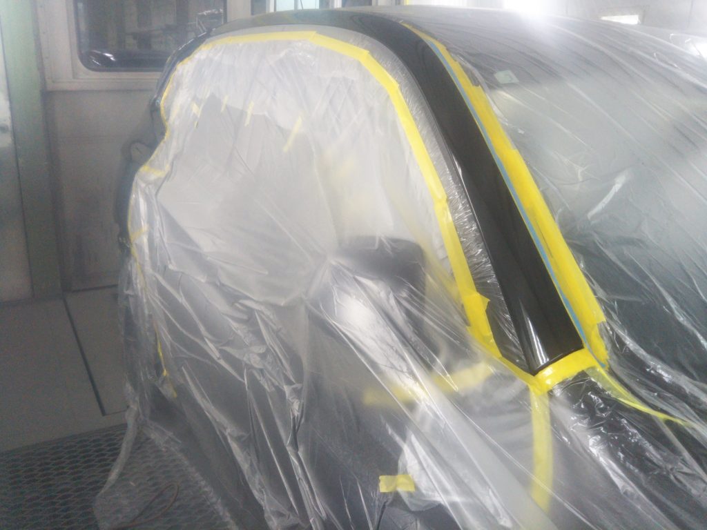 BMW、X3、クォーターパネル、テールランプ、リアバンパー、アーチモール、キズ、凹み、修理、交換、塗装、