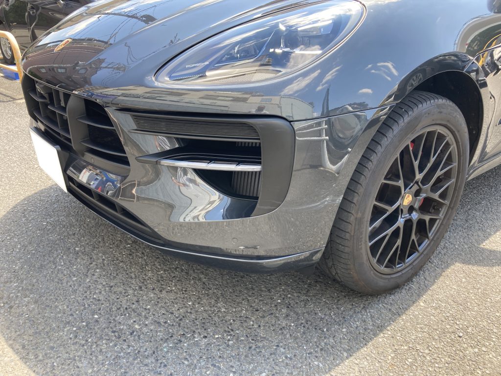 ポルシェ、マカン、フロントバンパー、リアバンパー、キズ、修理、塗装、