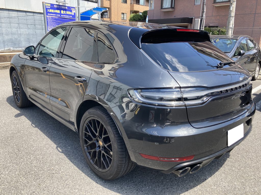 ポルシェ、マカン、フロントバンパー、リアバンパー、キズ、修理、塗装、