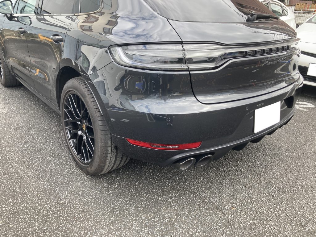 ポルシェ、マカン、フロントバンパー、リアバンパー、キズ、修理、塗装、