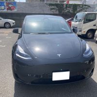 テスラ、モデルY、クォーターパネル、リアバンパー、アーチモール、キズ、凹み、修理、交換、塗装、