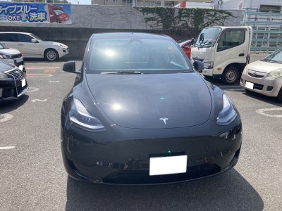 テスラ、モデルY、クォーターパネル、リアバンパー、アーチモール、キズ、凹み、修理、交換、塗装、