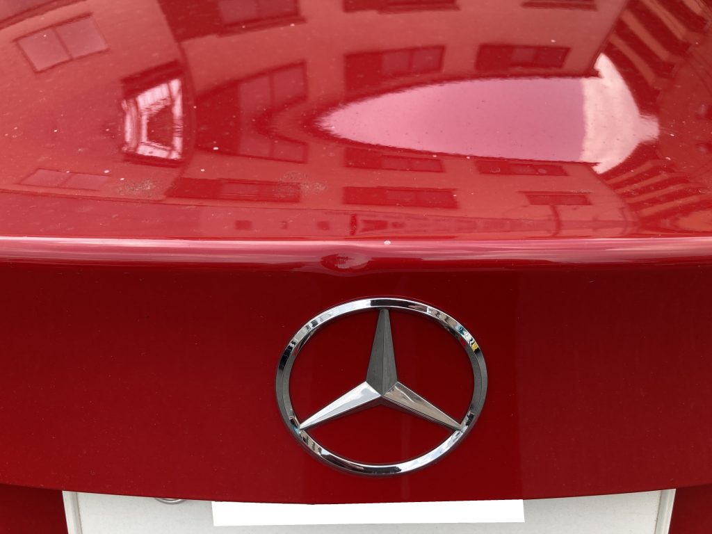 メルセデスベンツ、CLA、W117、ボンネット、トランクパネル、塗装浮き、剥離、凹み、修理、塗装、