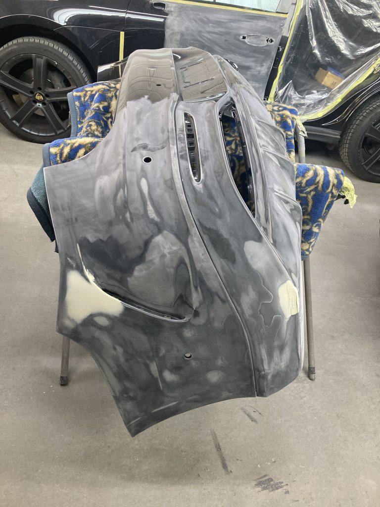 メルセデスベンツ、W297、EQS、リアバンパー、キズ、修理、再塗装修理