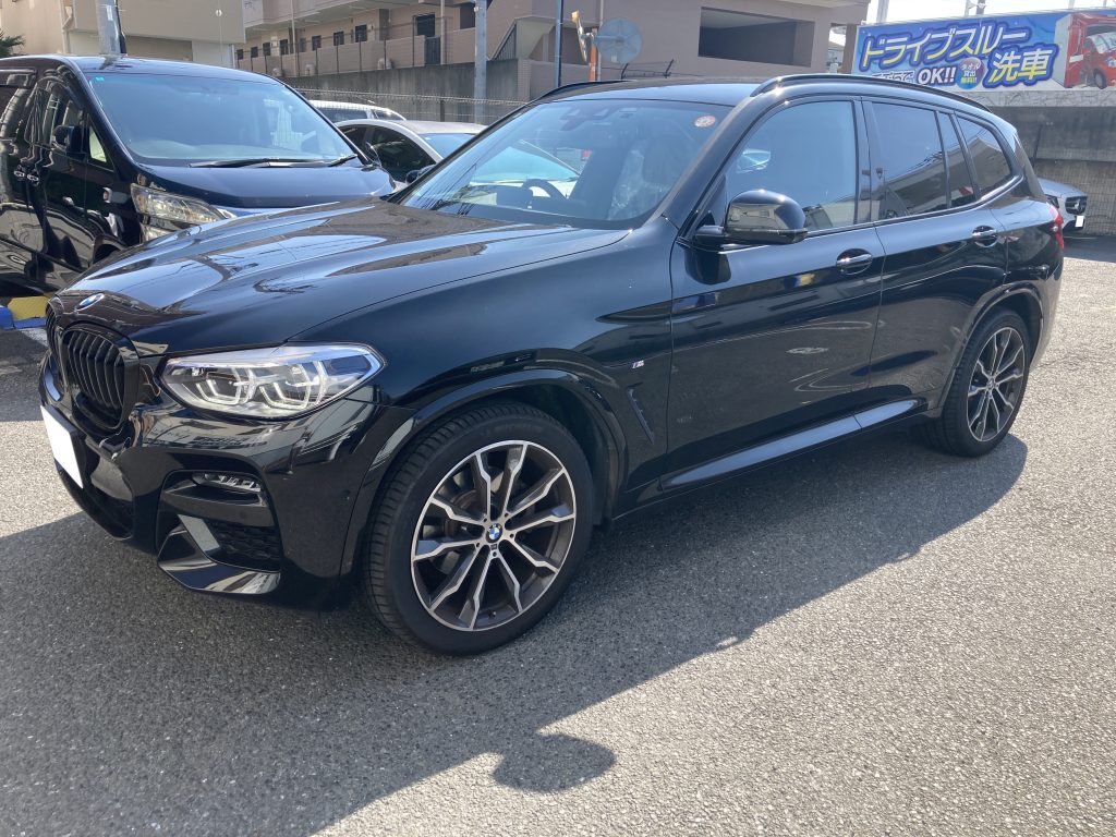 BMW、X3、G01、リアドア、クォーターパネル、アーチモール、キズ、凹み、修理、交換、塗装、