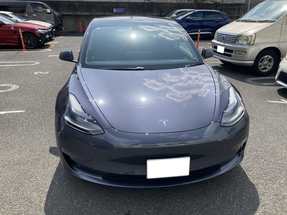 テスラ、モデル3、フロントバンパー、フロントフェンダー、キズ、変形、修理、交換、塗装、