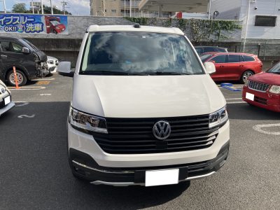 フォルクスワーゲン、T6、フロントバンパー、フロントフェンダー、フロントサポート、ヘッドライト、キズ、凹み、交換、塗装、