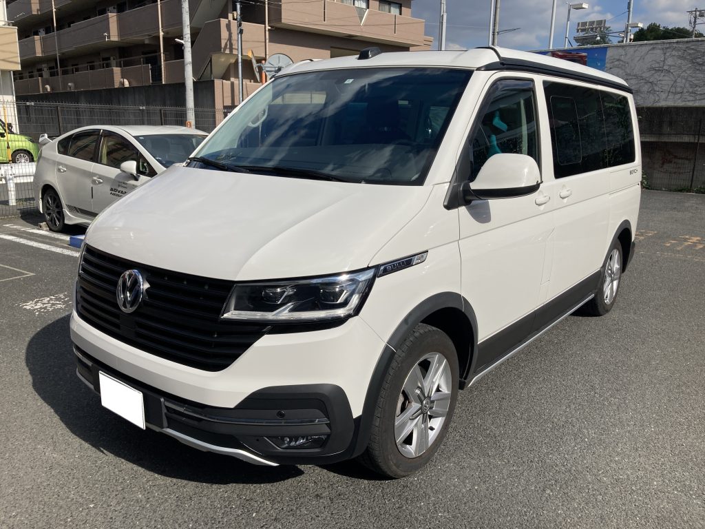 フォルクスワーゲン、T6、フロントバンパー、フロントフェンダー、フロントサポート、ヘッドライト、キズ、凹み、交換、塗装、