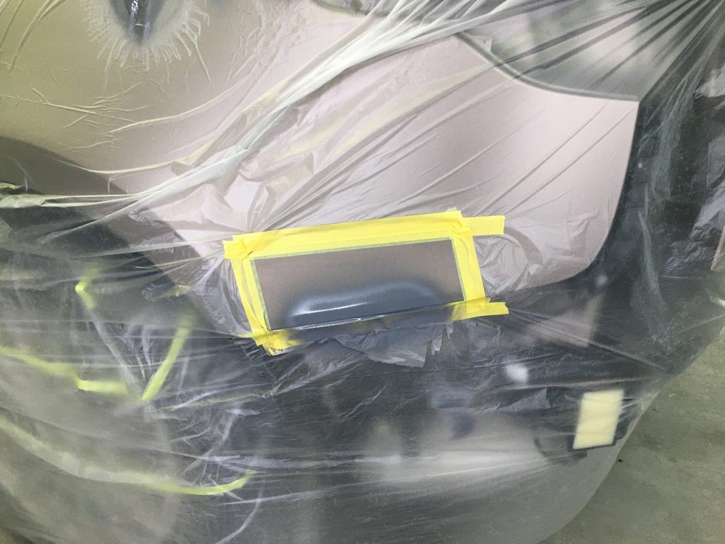 ランドローバー、ベラール、フロントドア、リアドア、クォーターパネル、キズ、凹み、修理、交換、塗装、